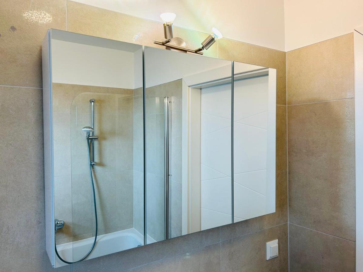 Garden - Free Parking - Modern Apartment Виена Екстериор снимка